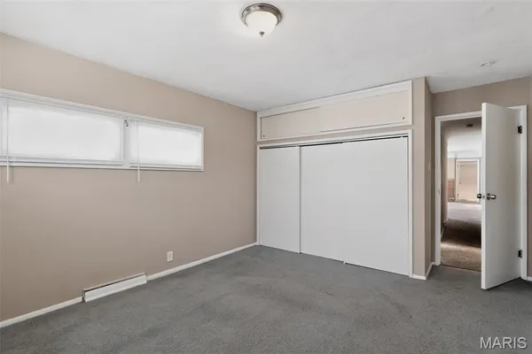 $199,900 | 14 Kenwood Drive, Hazelwood, MO 63042