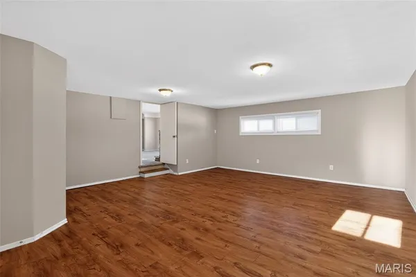 $199,900 | 14 Kenwood Drive, Hazelwood, MO 63042