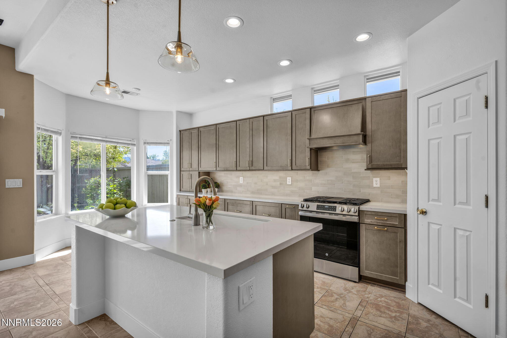 9390 Oakley Court Reno, NV 89521 - Photo 9 of 35 30-web-or-mls-9390-oakley-ct