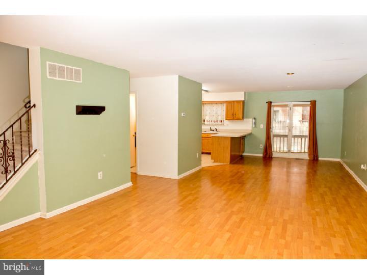7923-31 Ridge Avenue, Unit 21 Philadelphia, PA 19128 - Photo 2 of 15 Living Room