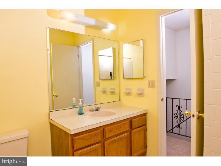 7923-31 Ridge Avenue, Unit 21 Philadelphia, PA 19128 - Photo 12 of 15 Bathroom