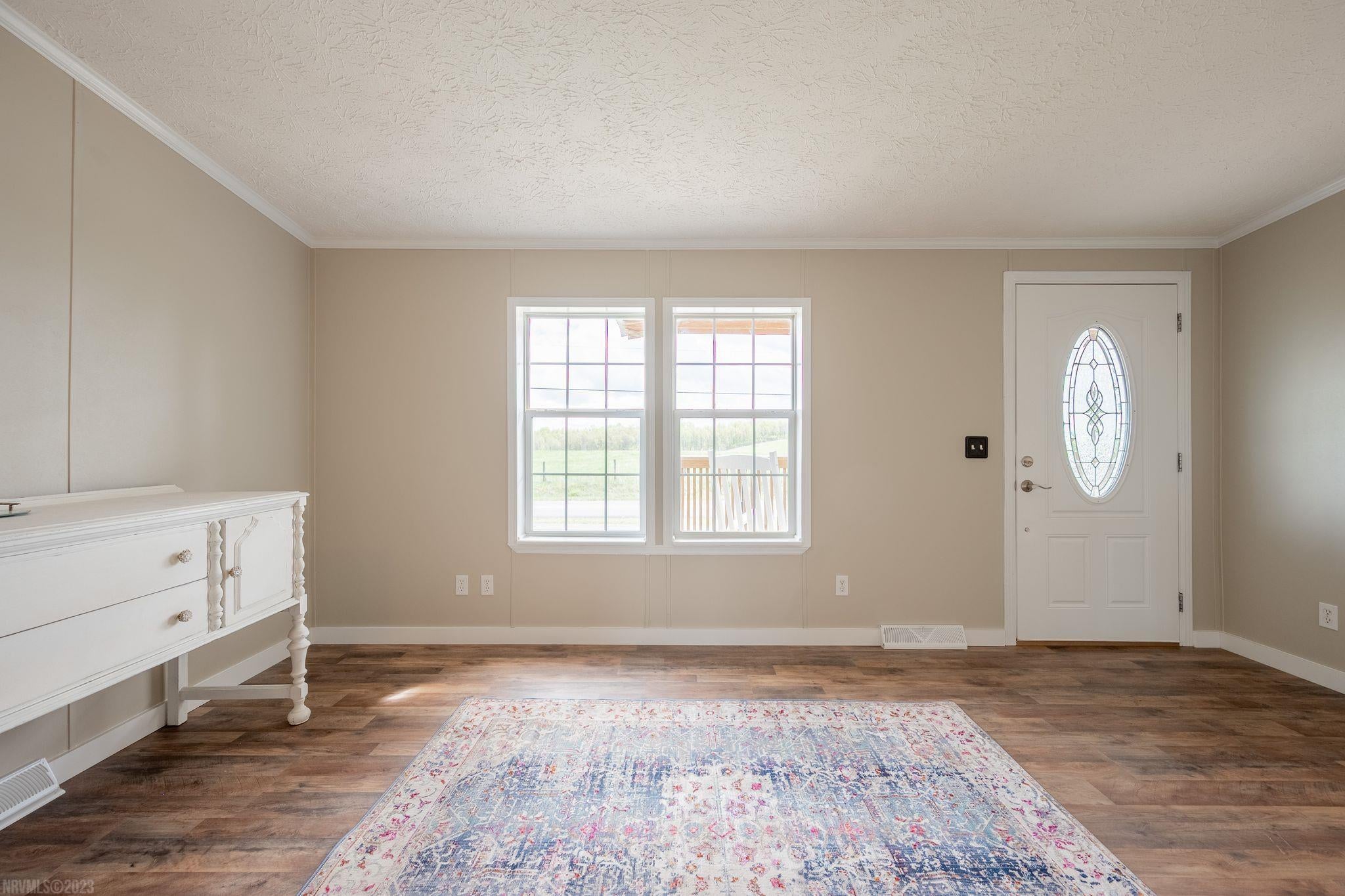 6983 Morgan Farm Road Radford, VA 24141 - Photo 9 of 84 Gallery Image 9