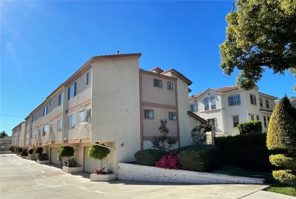 $3,850 | 1006 Arcadia Avenue, Unit G, Arcadia, CA 91007