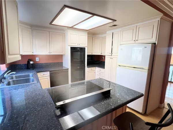 $3,850 | 1006 Arcadia Avenue, Unit G, Arcadia, CA 91007