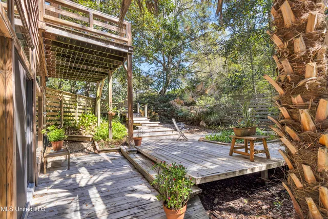 $720,000 | 1101 Le Voyageur Drive, Ocean Springs, MS 39564