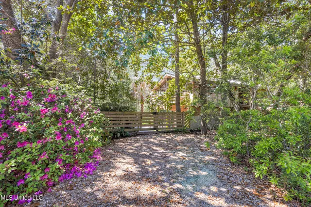 $720,000 | 1101 Le Voyageur Drive, Ocean Springs, MS 39564