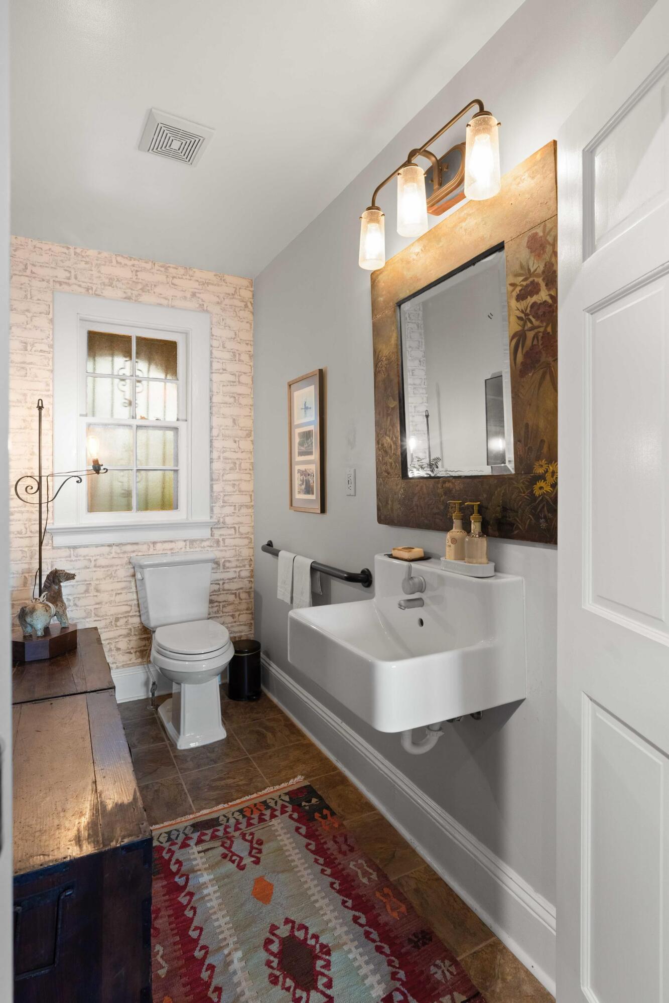 103 Rutledge Avenue Charleston, SC 29401 - Photo 11 of 47 17