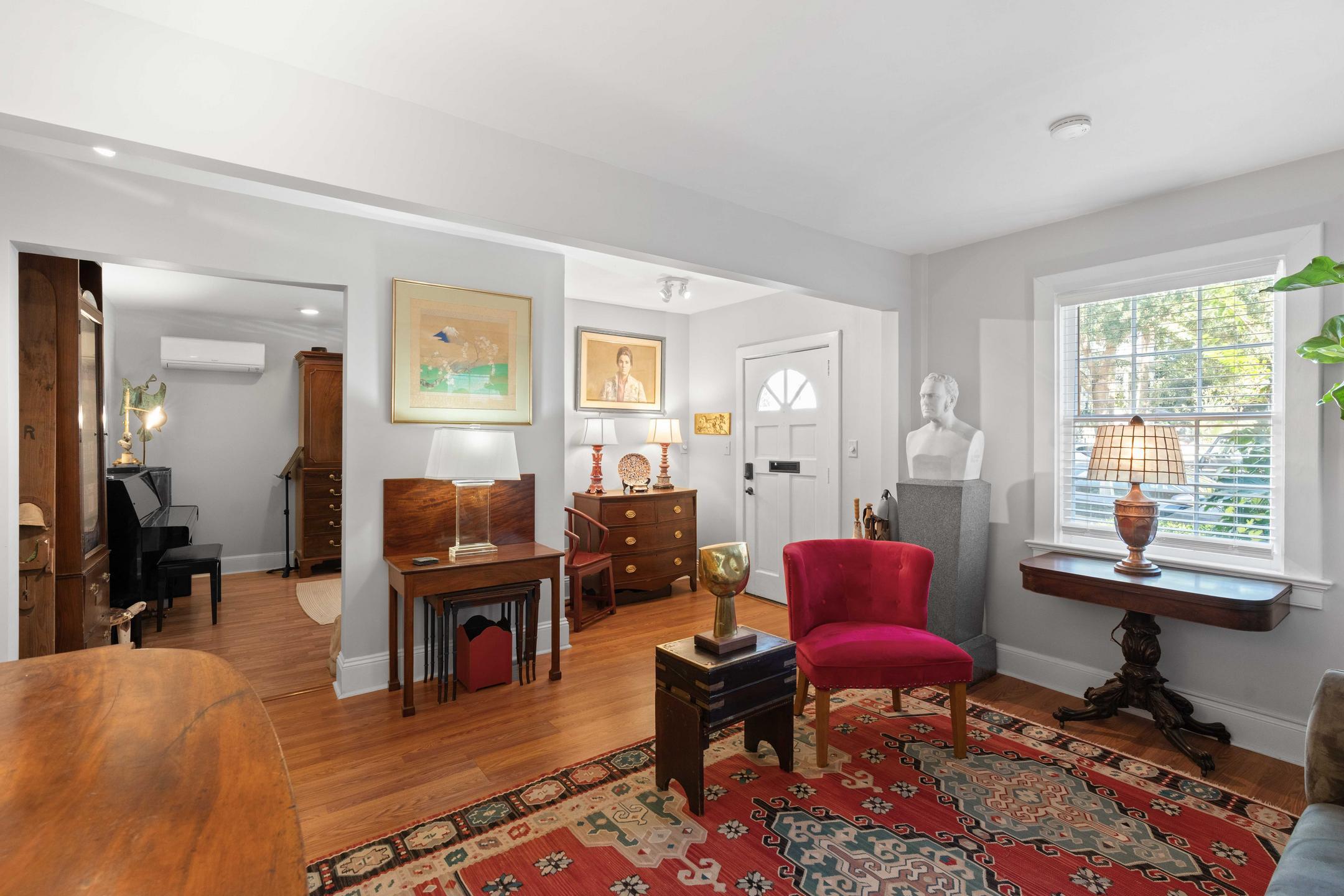 103 Rutledge Avenue Charleston, SC 29401 - Photo 7 of 47 10