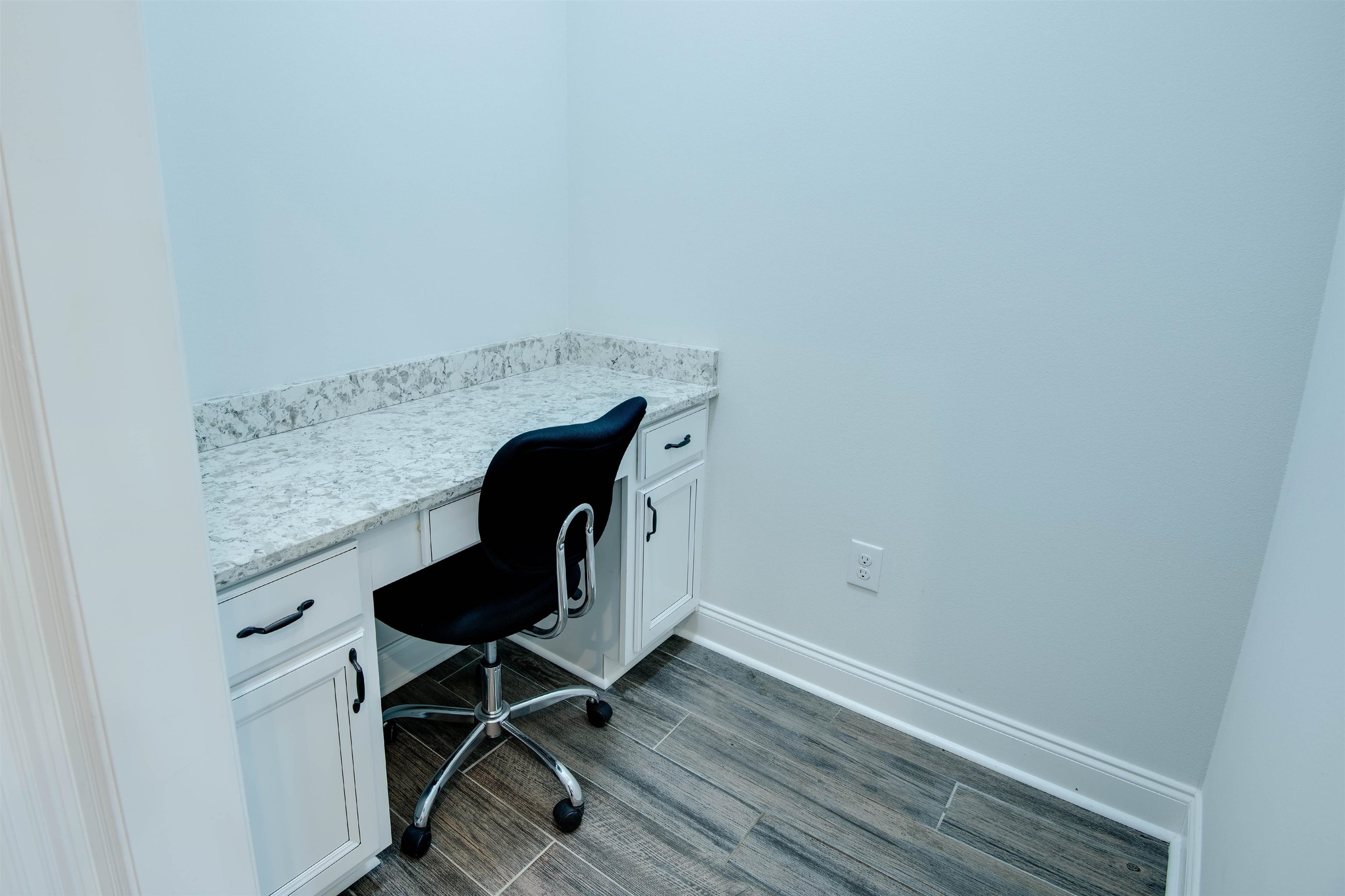 9843 Chipper Lane Foley, AL 36535 - Photo 14 of 34 Office