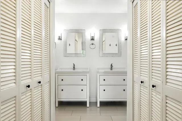 $885,000 | 16244 Avenida Venusto, Unit A, San Diego, CA 92128