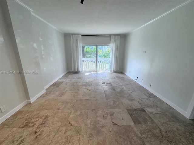 $2,500 | 100 Edgewater Drive, Unit 140, Coral Gables, FL 33133