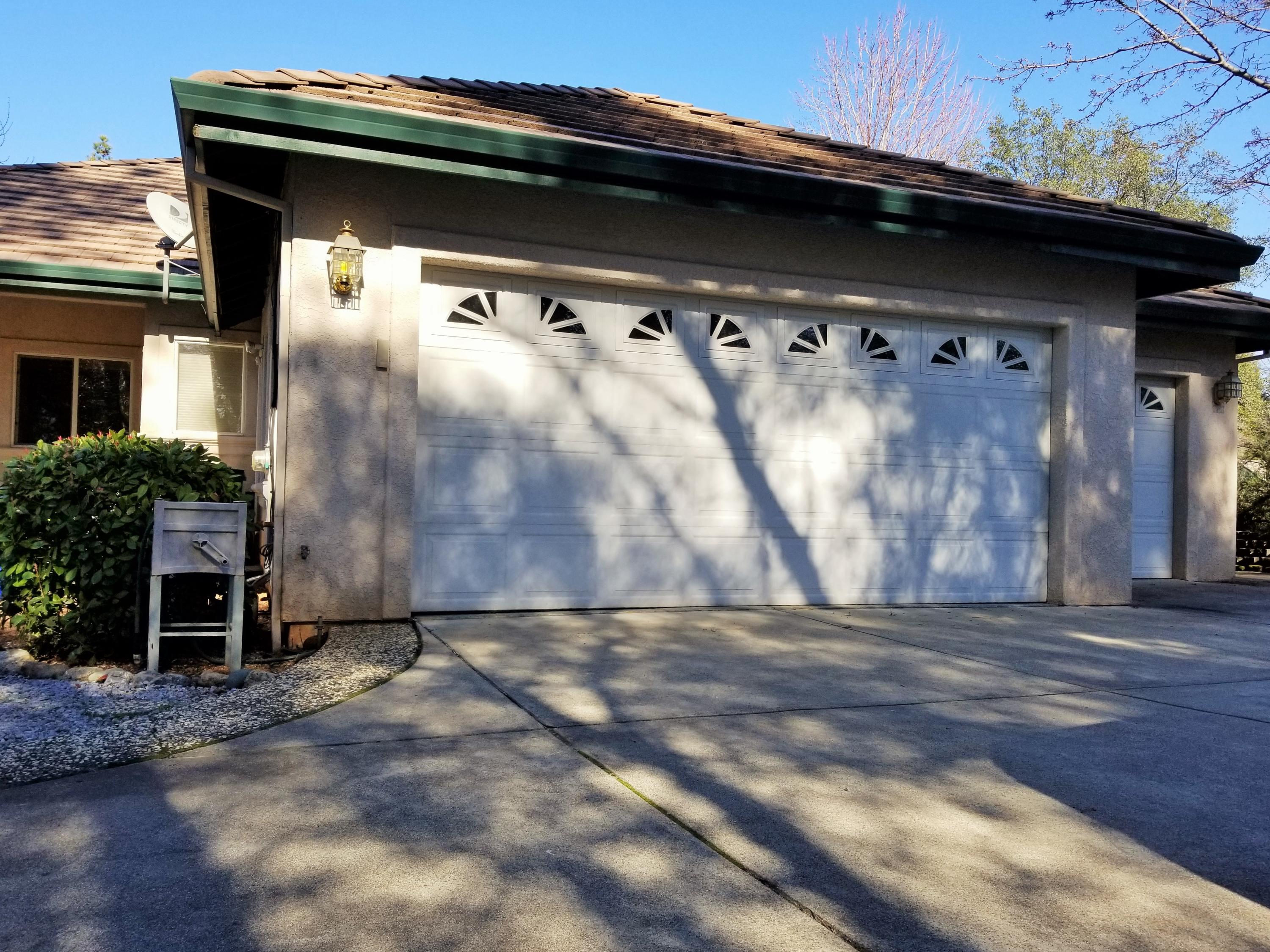 13248 Tierra Heights Road Redding, CA 96003 - Photo 6 of 19 20180215_132923