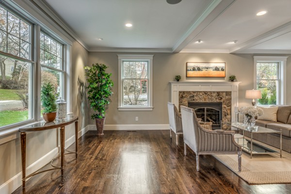 49 Jefferson Road Winchester, MA 01890 - Photo 4 of 30