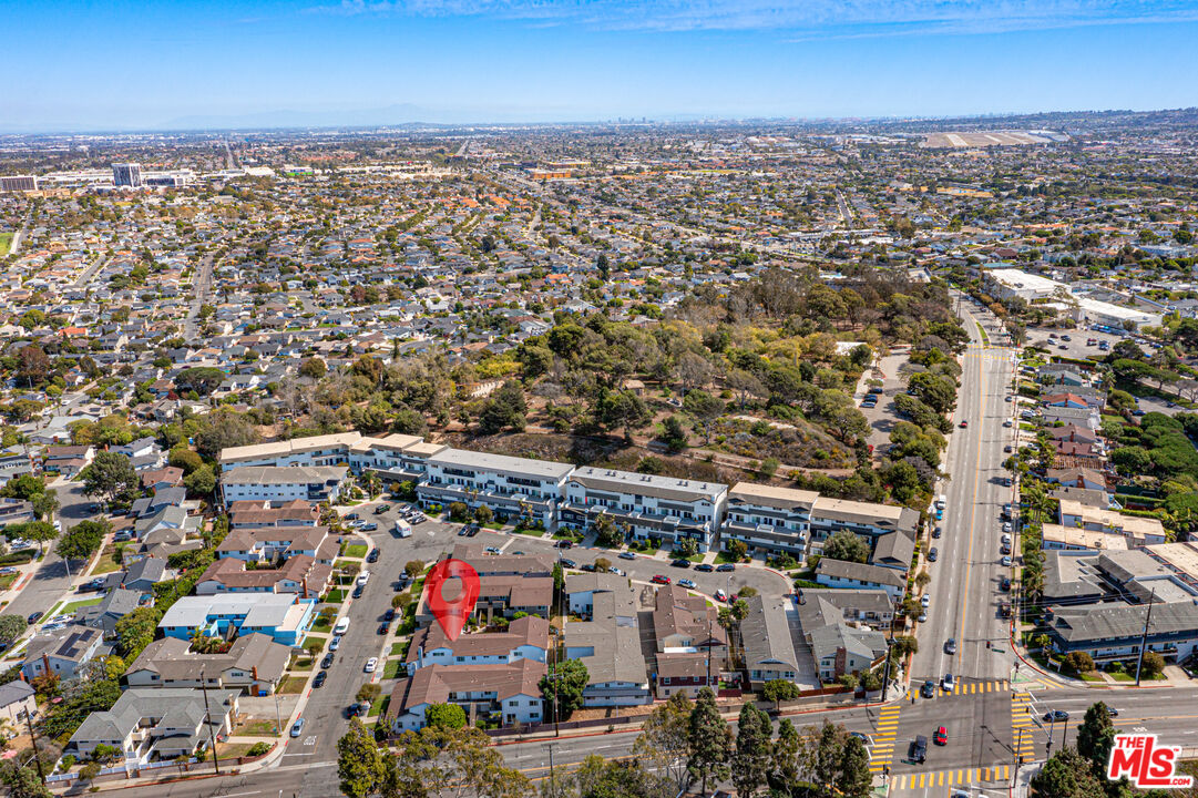 1102 Barbara Street Redondo Beach, CA 90277 - Photo 7 of 13 an aerial view of multiple house