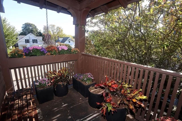 a side view of a house