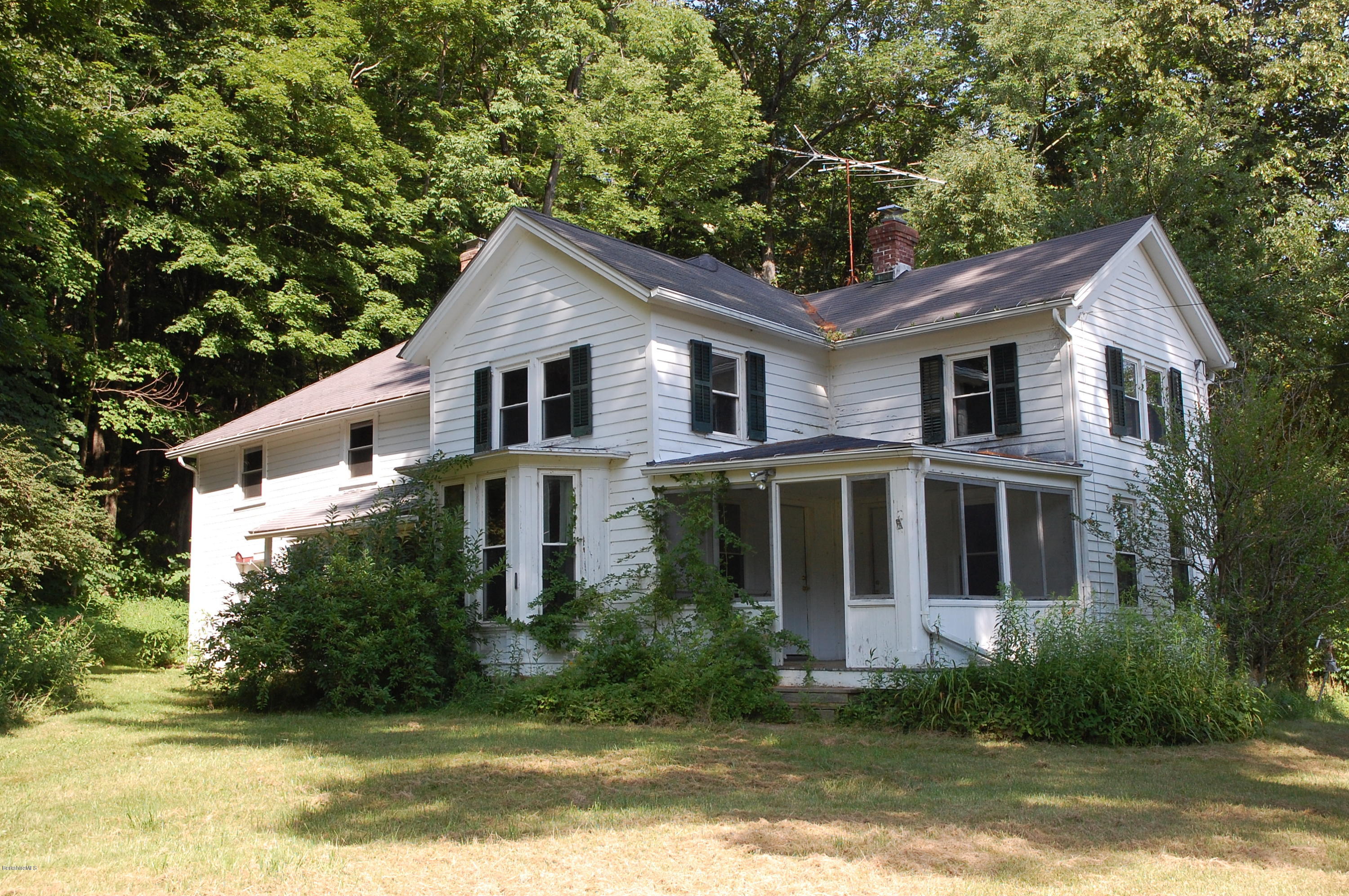 575 North Undermountain Road Sheffield, MA 01257 - Photo 1 of 11 1_DSC_0158