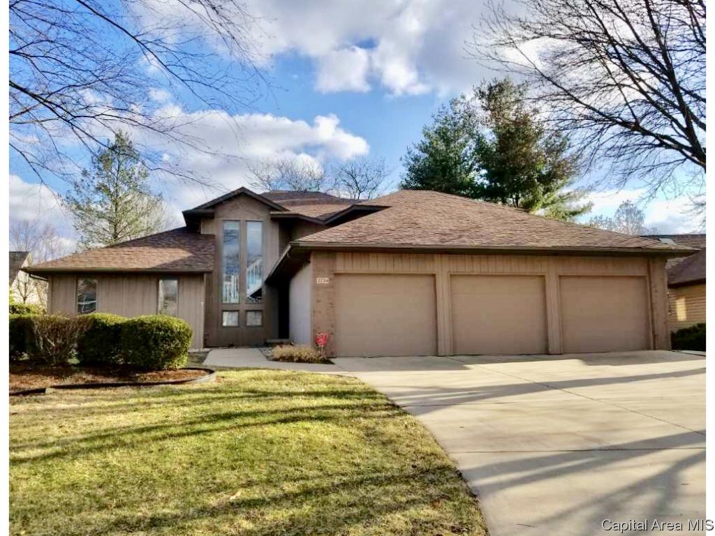 2724 Timber Pointe Drive Springfield, IL 62702 - Photo 1 of 27