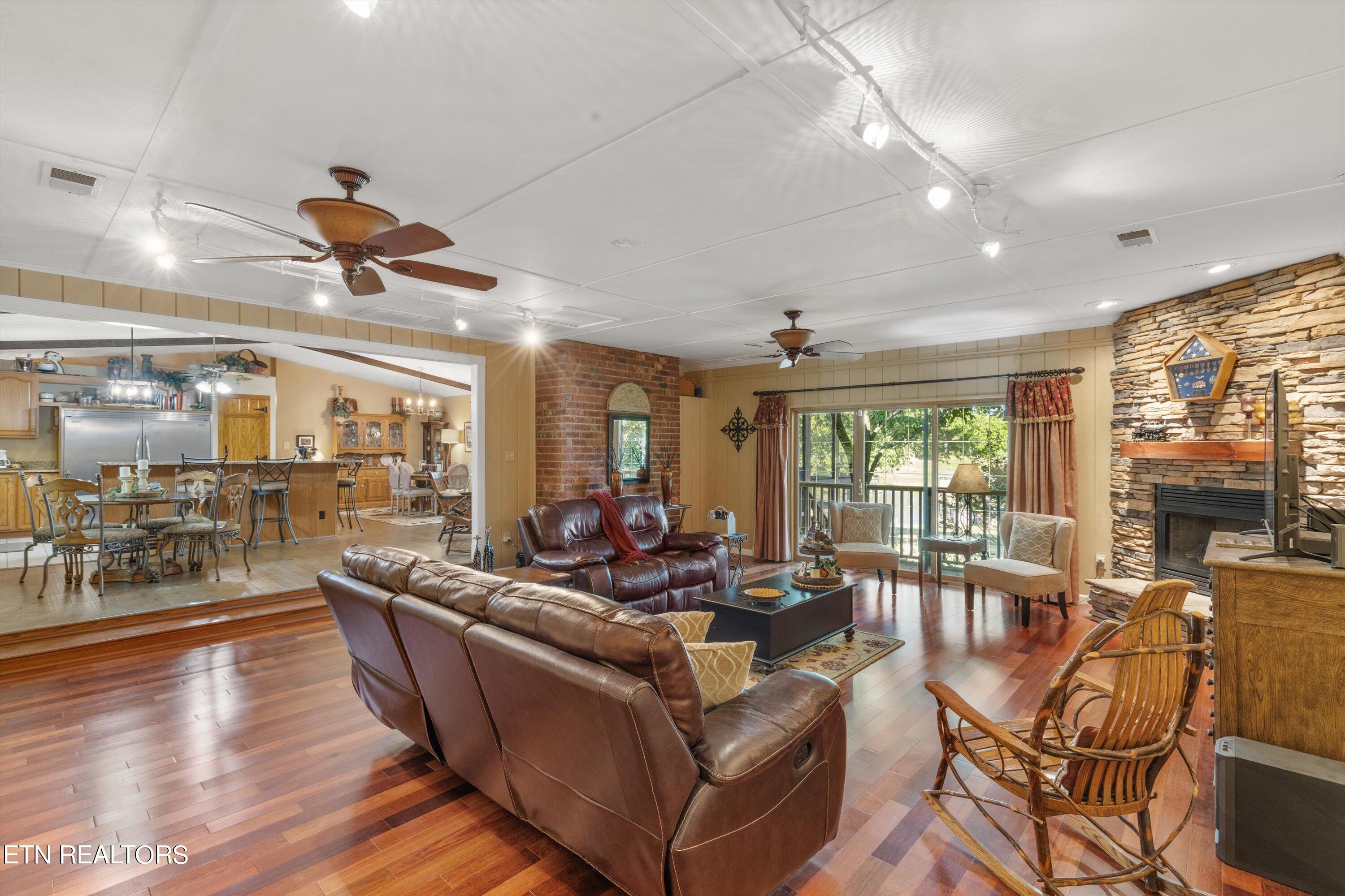 3837 Channel Harbor Road Louisville, TN 37777 - Photo 24 of 50 24-3837 Channel Harbor Rd-19