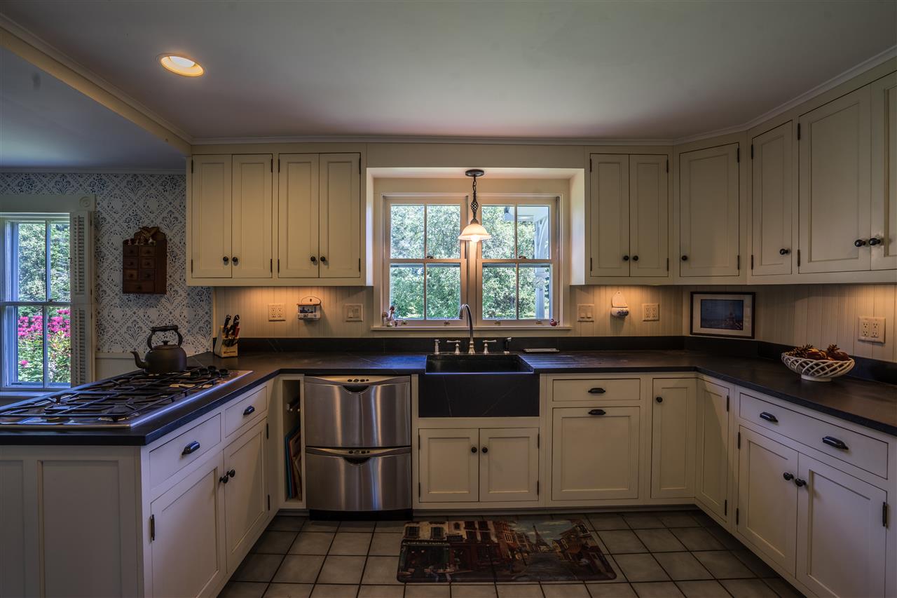 579 14th Route Irasburg, VT 05845 - Photo 11 of 40 Gallery Image 11