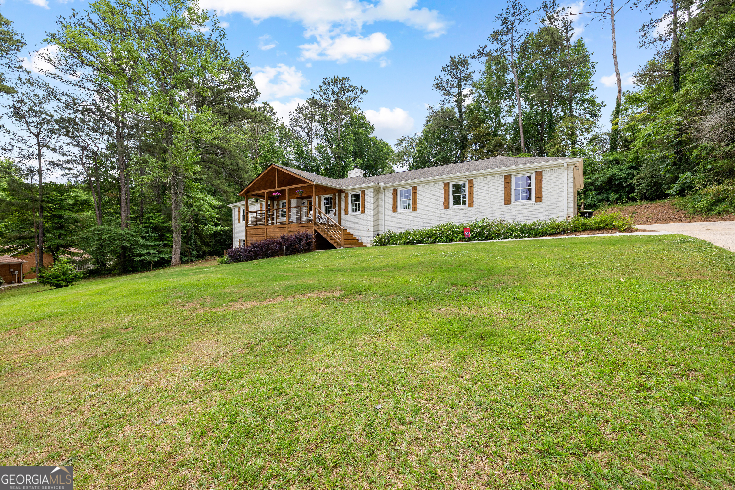 29 Red Bud Trail Newnan, GA 30263 - Photo 15 of 60