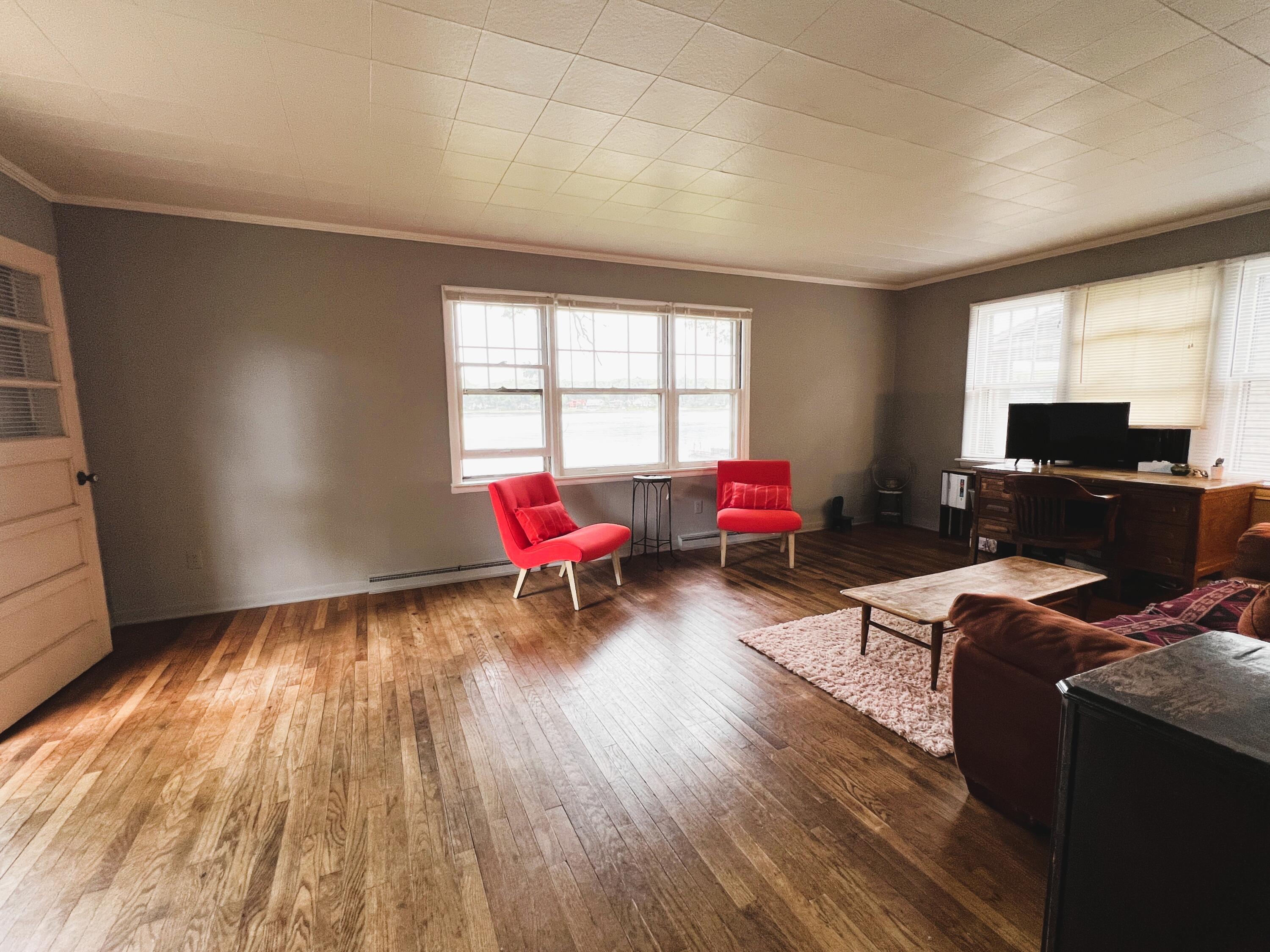 334 Grayson Road La Porte, IN 46350 - Photo 8 of 19 3000x2250