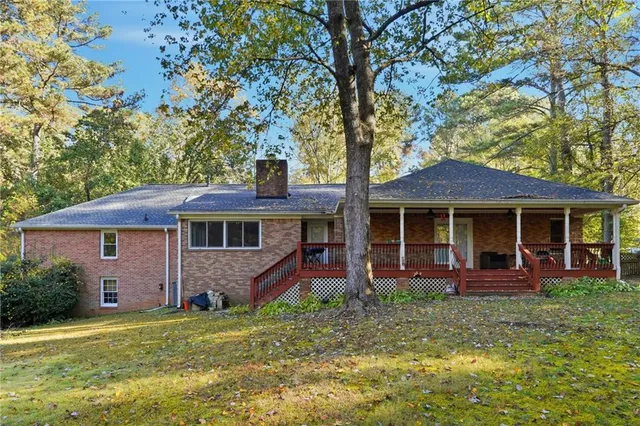 $525,000 | 4740 Nantucket Drive Southwest, Lilburn, GA 30047