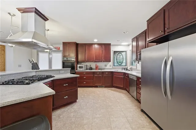 $525,000 | 4740 Nantucket Drive Southwest, Lilburn, GA 30047