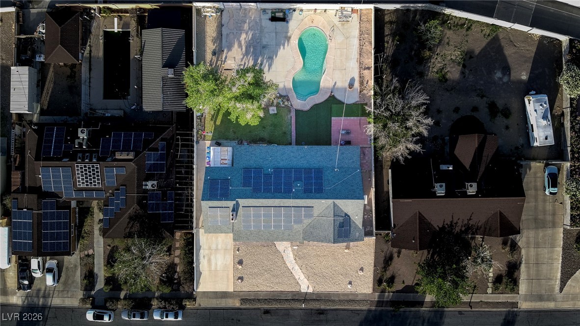 846 Fairview Drive Henderson, NV 89015 - Photo 3 of 39 Bird's eye view of a pool area