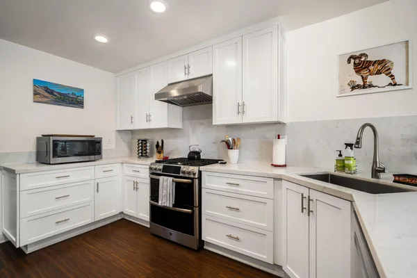 $1,225,000 | 50095 Calle Rosarita, La Quinta, CA 92253