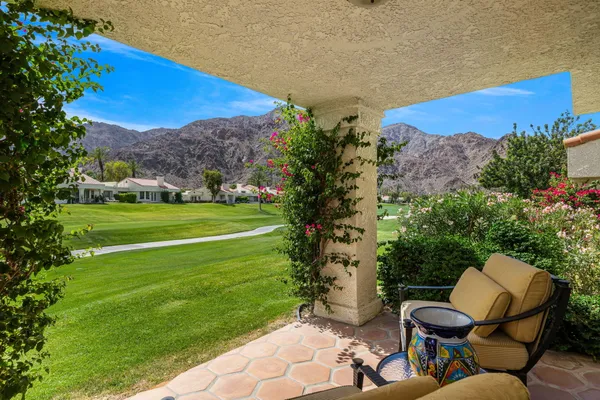 $1,225,000 | 50095 Calle Rosarita, La Quinta, CA 92253