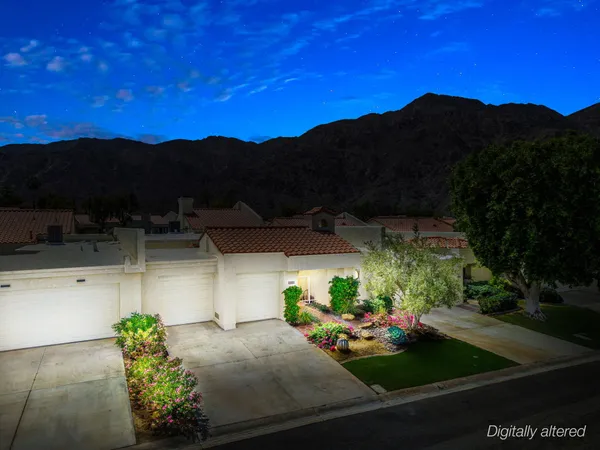 $1,225,000 | 50095 Calle Rosarita, La Quinta, CA 92253