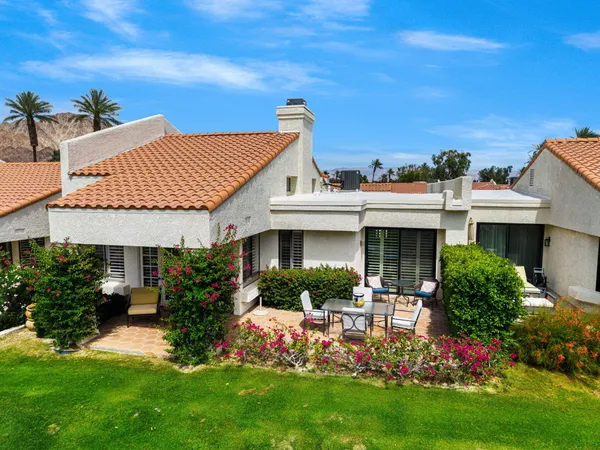 $1,225,000 | 50095 Calle Rosarita, La Quinta, CA 92253