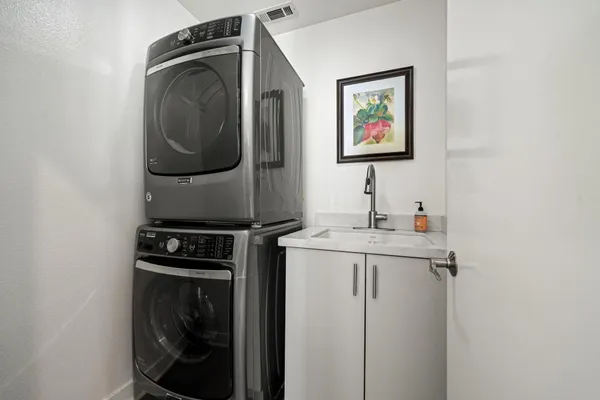 $1,225,000 | 50095 Calle Rosarita, La Quinta, CA 92253