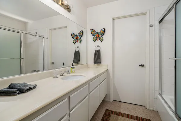 $1,225,000 | 50095 Calle Rosarita, La Quinta, CA 92253