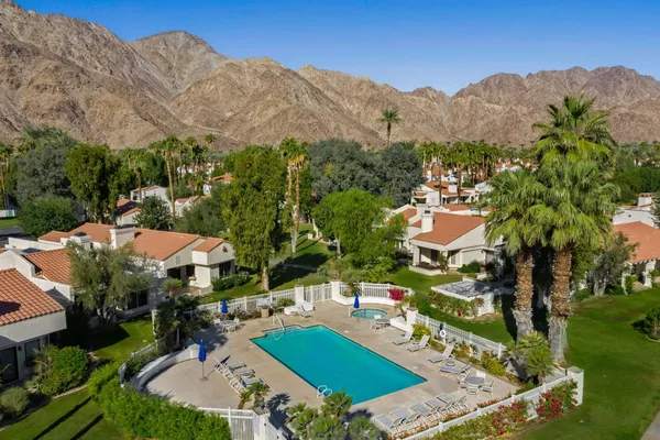 $1,225,000 | 50095 Calle Rosarita, La Quinta, CA 92253