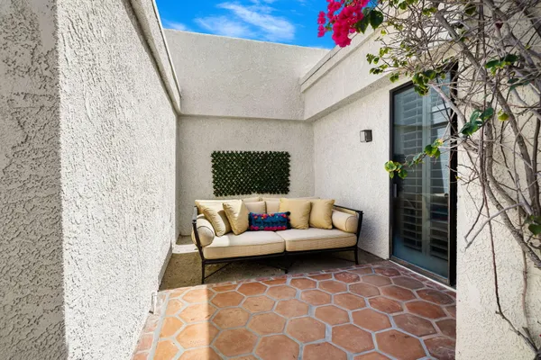 $1,225,000 | 50095 Calle Rosarita, La Quinta, CA 92253