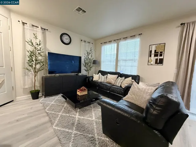 $750,000 | 556 Heritage Circle, San Lorenzo, CA 94580