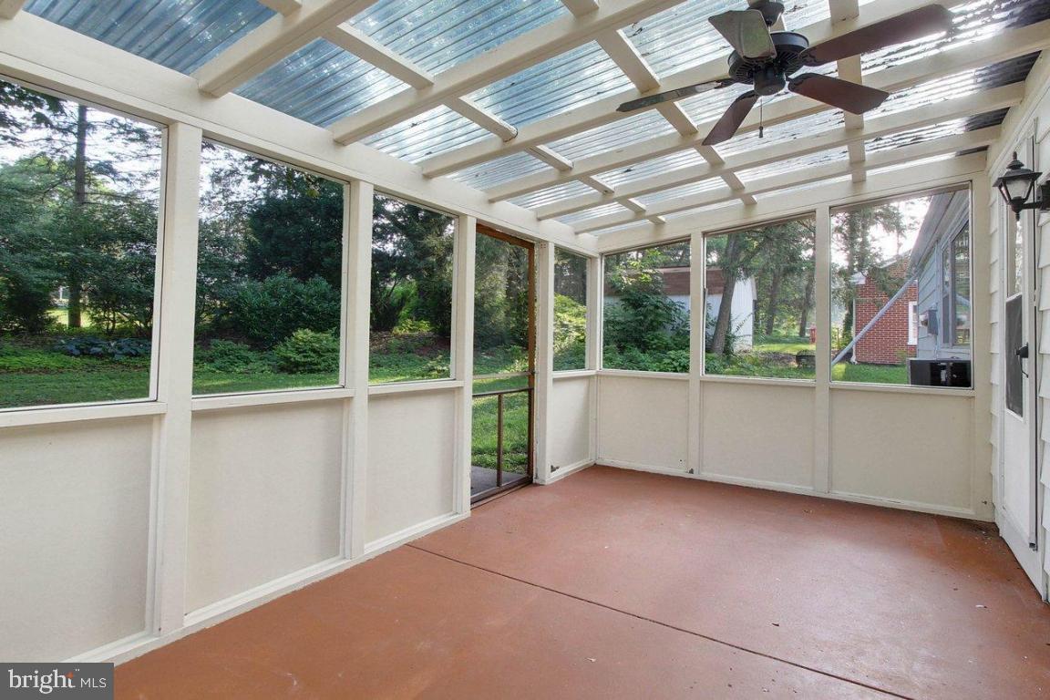 1533 Eden Road Lancaster, PA 17601 - Photo 18 of 22