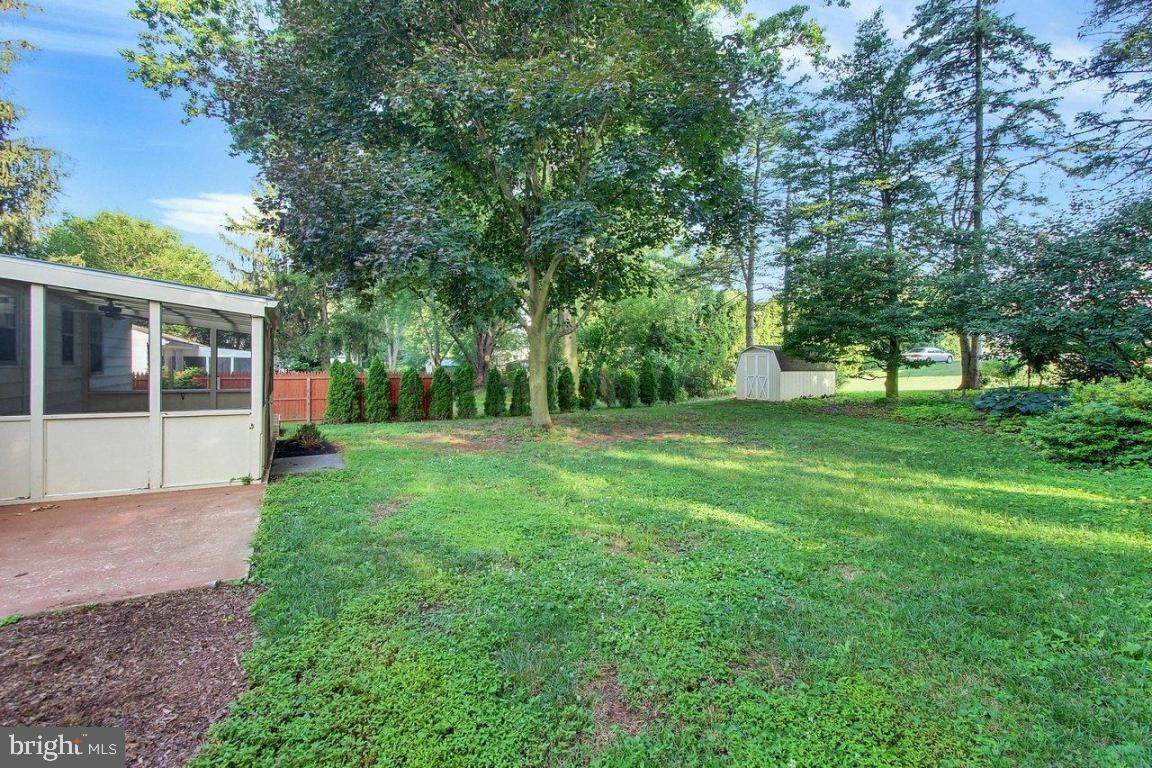 1533 Eden Road Lancaster, PA 17601 - Photo 20 of 22