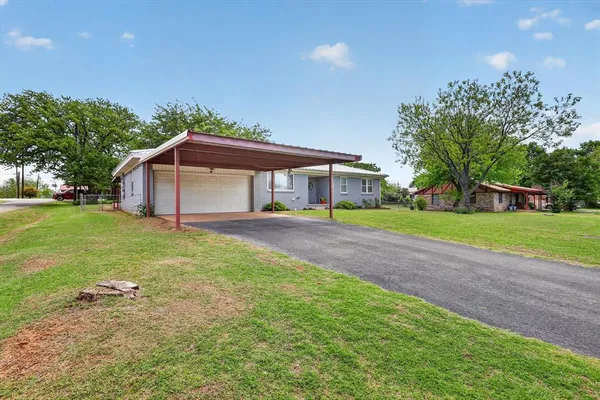 $250,000 | 624 North Ave A, Springtown, TX 76082