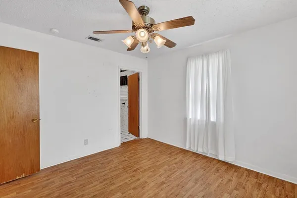 $250,000 | 624 North Ave A, Springtown, TX 76082