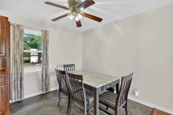 $250,000 | 624 North Ave A, Springtown, TX 76082