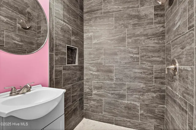 $475,000 | 401 Dock Street, Wilmington, NC 28401