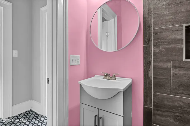 $475,000 | 401 Dock Street, Wilmington, NC 28401