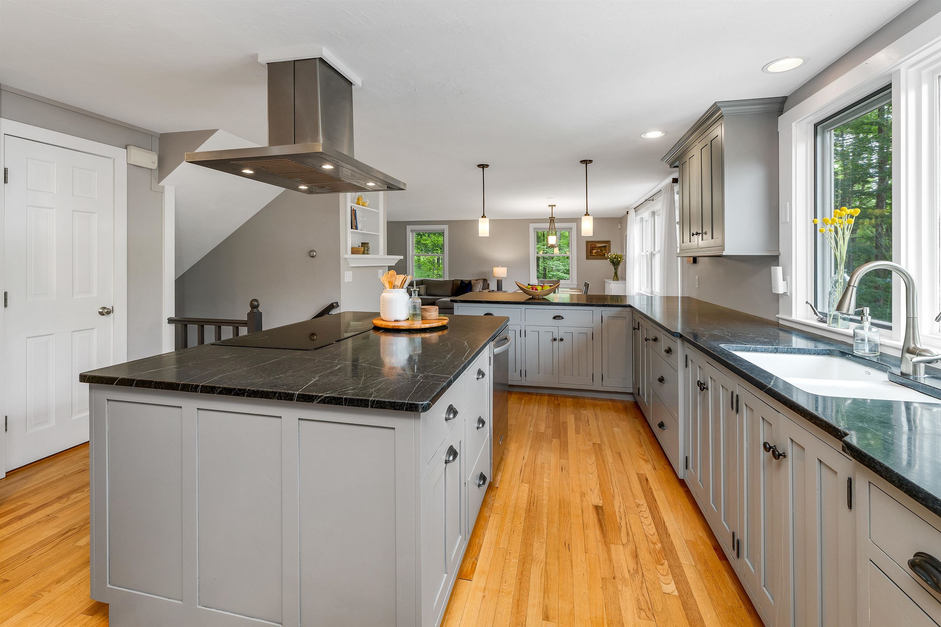106 Tracy Way Meredith, NH 03253 - Photo 21 of 58