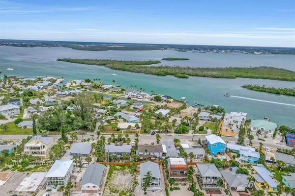 $1,730,000 | 1107 Shoreview Drive, Englewood, FL 34223