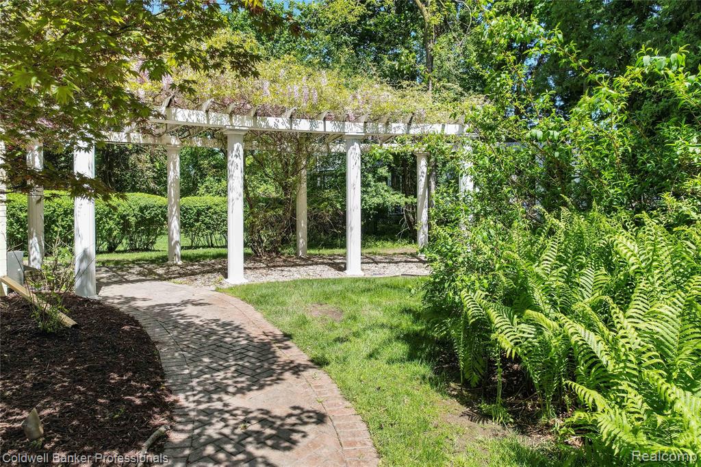 19905 Beverly Road Beverly Hills, MI 48025 - Photo 91 of 98