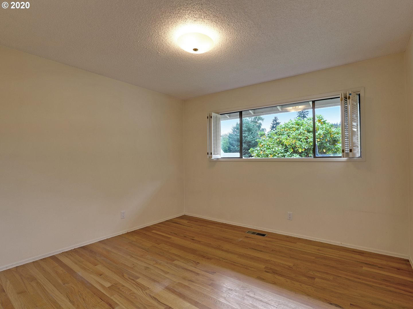 8210 Southwest Ernst Road Portland, OR 97225 - Photo 12 of 21 Gallery Image 12