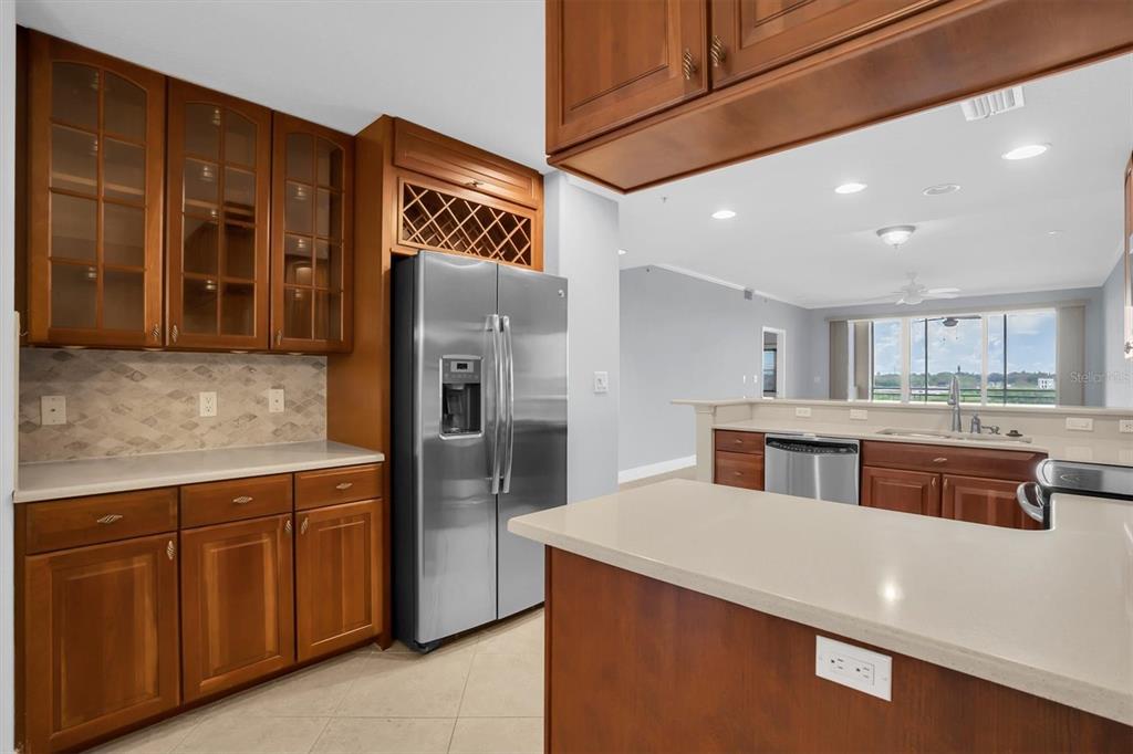 7040 Key Haven Road, Unit 605 Seminole, FL 33777 - Photo 5 of 63 Gallery Image 5