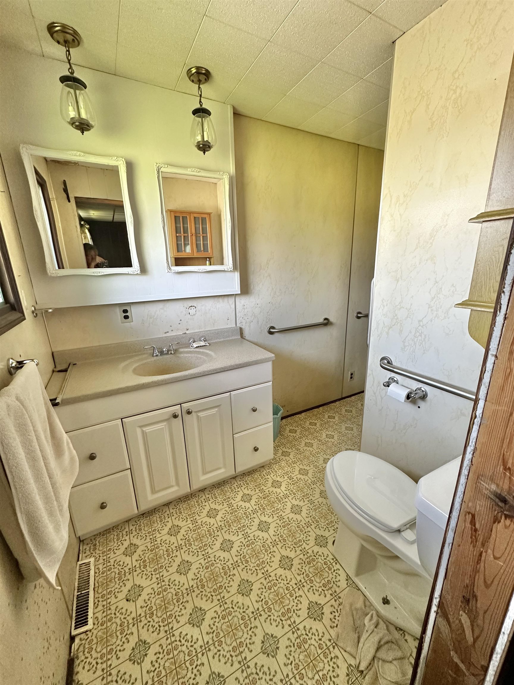 1228 Saganing Road Bentley, MI 48613 - Photo 16 of 22 Gallery Image 16